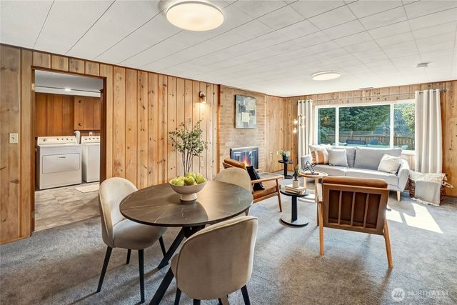 7571 45th Avenue SW, Seattle, WA 98136