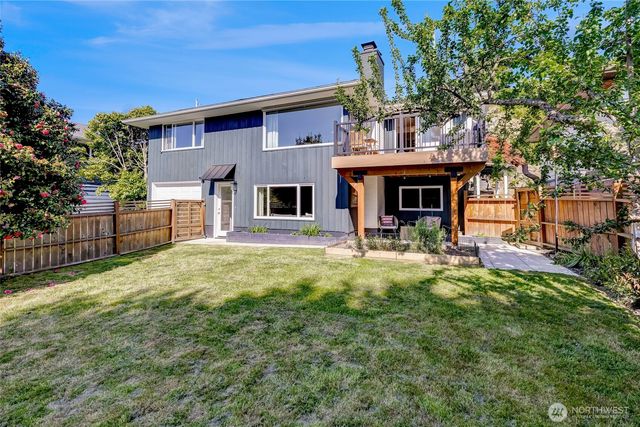 7571 45th Avenue SW, Seattle, WA 98136