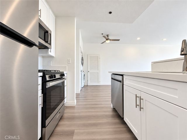 19350 Sherman 112, Reseda, CA 91335