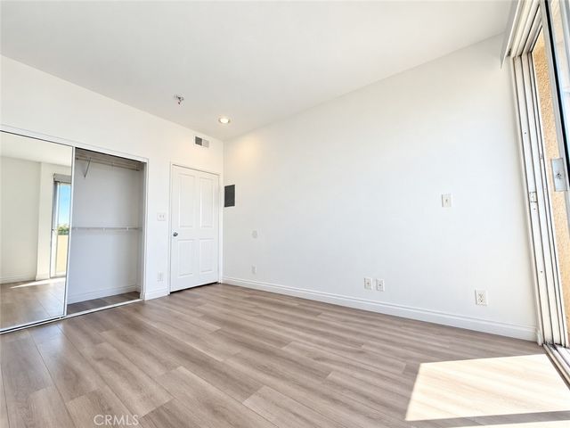 19350 Sherman 112, Reseda, CA 91335