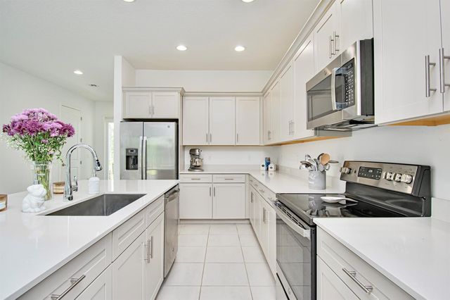 16420 Sandy Shore Drive, Loxahatchee, FL 33470