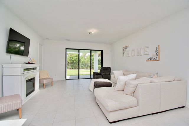 16420 Sandy Shore Drive, Loxahatchee, FL 33470