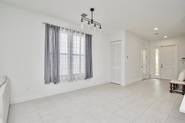 16420 Sandy Shore Drive, Loxahatchee, FL 33470