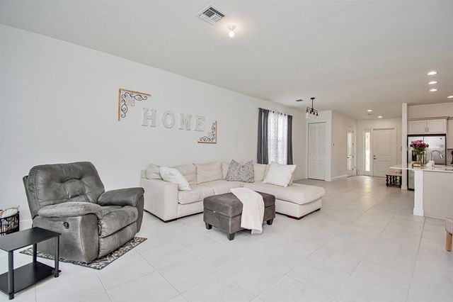 16420 Sandy Shore Drive, Loxahatchee, FL 33470