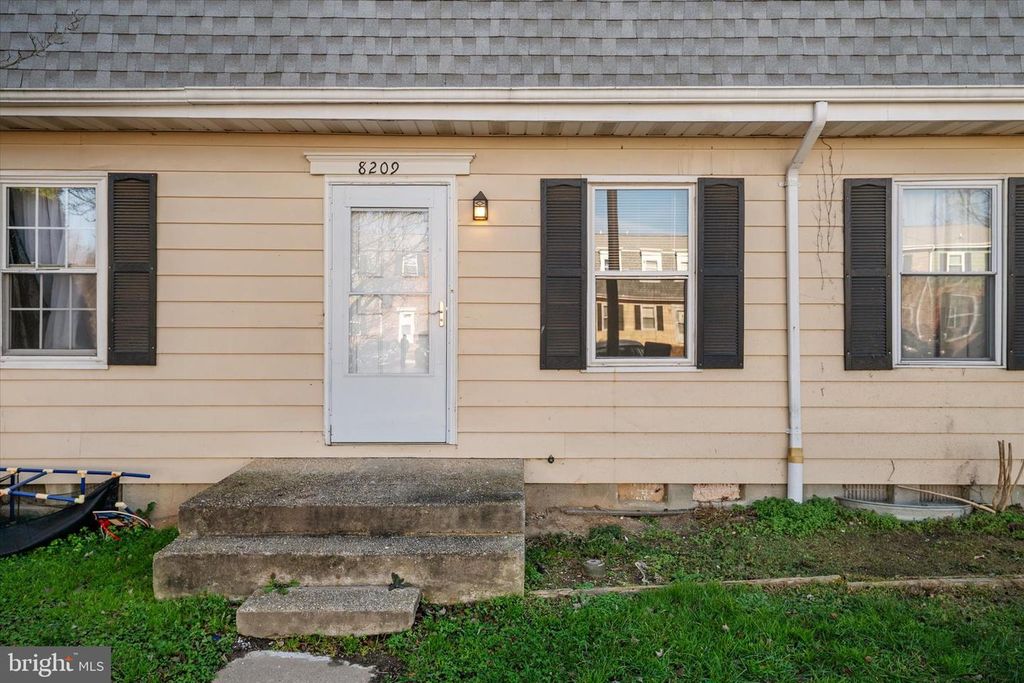 8209 COATSBRIDGE CT, Severn, MD 21144