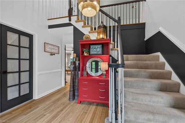 849 Bishopsgate LN, Virginia Beach, VA 23452