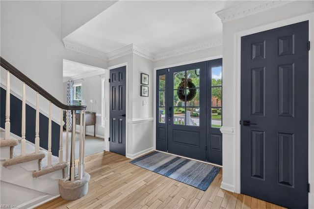 849 Bishopsgate LN, Virginia Beach, VA 23452