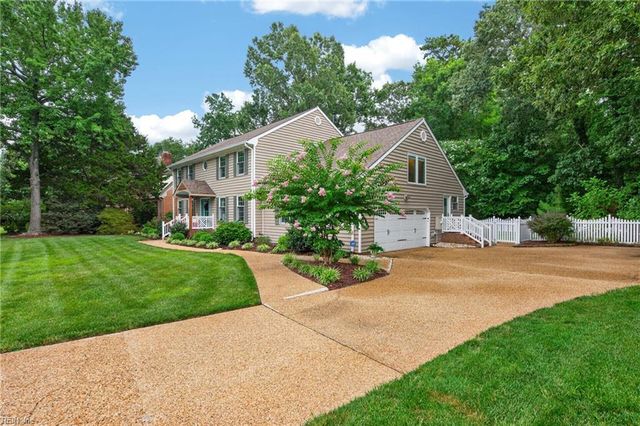 849 Bishopsgate LN, Virginia Beach, VA 23452