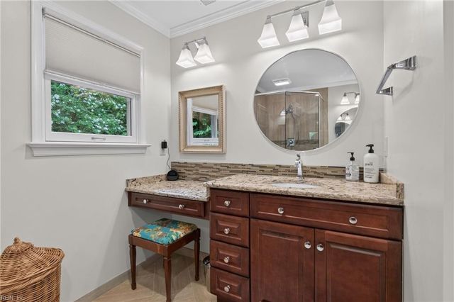 849 Bishopsgate LN, Virginia Beach, VA 23452