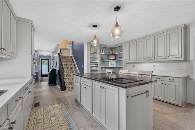 849 Bishopsgate LN, Virginia Beach, VA 23452