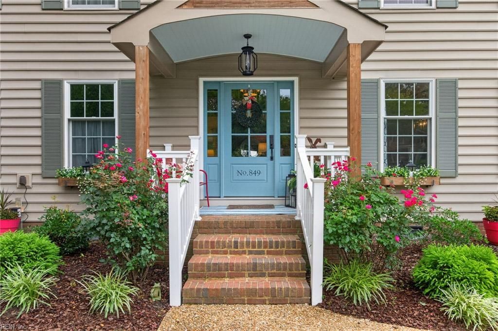 849 Bishopsgate LN, Virginia Beach, VA 23452