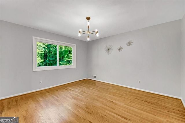 5080 Nesbit Ferry Lane, Sandy Springs, GA 30350