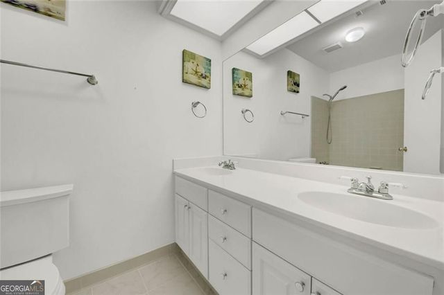 5080 Nesbit Ferry Lane, Sandy Springs, GA 30350
