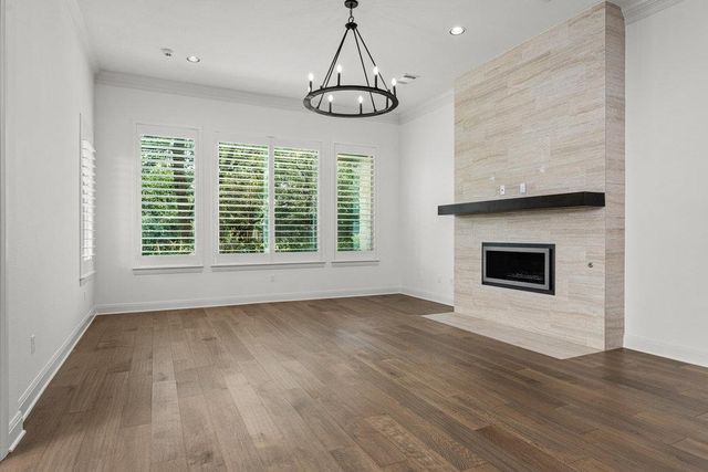 406 Woodside TER, Austin, TX 78738