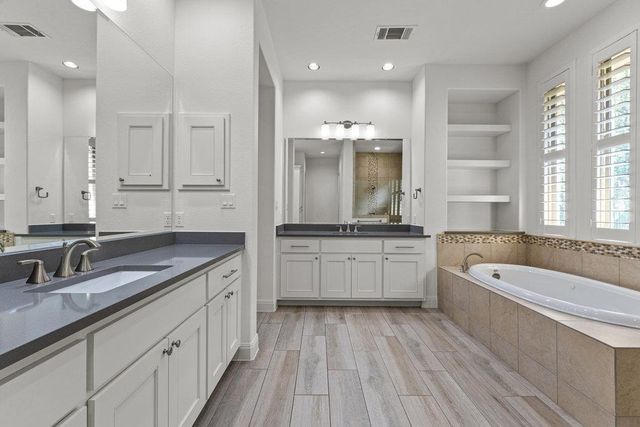 406 Woodside TER, Austin, TX 78738