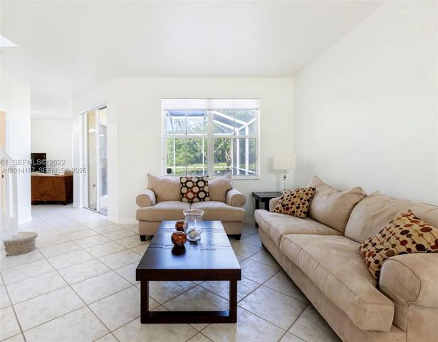 618 Willow Bend Rd 618, Weston, FL 33327