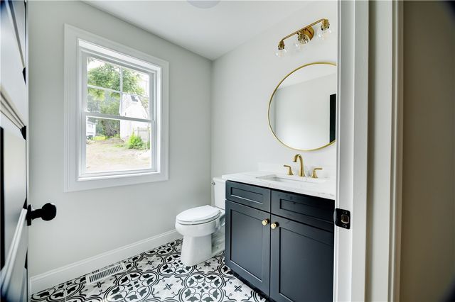 212 St Louis Avenue, Woonsocket, RI 02895