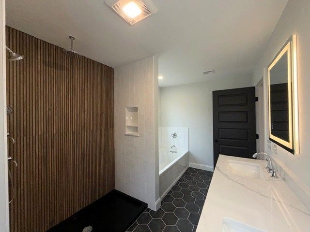 212 St Louis Avenue, Woonsocket, RI 02895