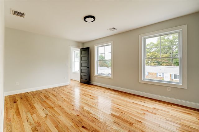 212 St Louis Avenue, Woonsocket, RI 02895