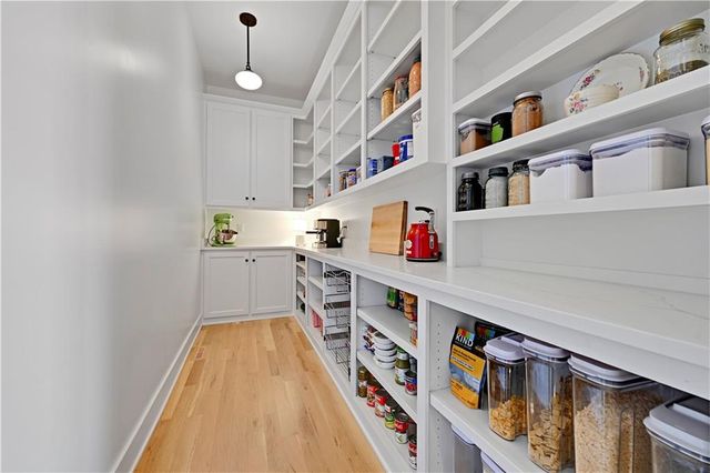 11200 W 169th Street, Overland Park, KS 66221