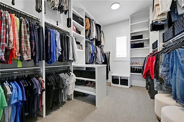 11200 W 169th Street, Overland Park, KS 66221