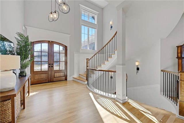 11200 W 169th Street, Overland Park, KS 66221