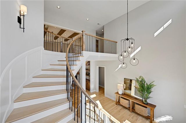 11200 W 169th Street, Overland Park, KS 66221