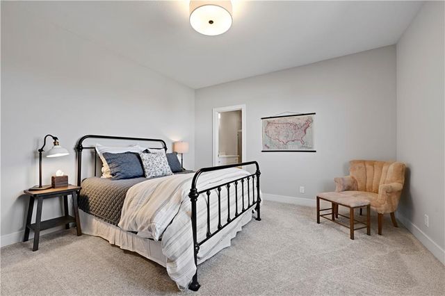 11200 W 169th Street, Overland Park, KS 66221