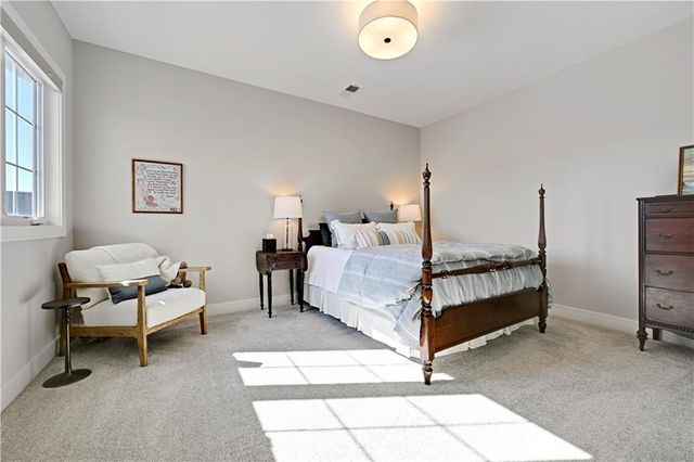 11200 W 169th Street, Overland Park, KS 66221