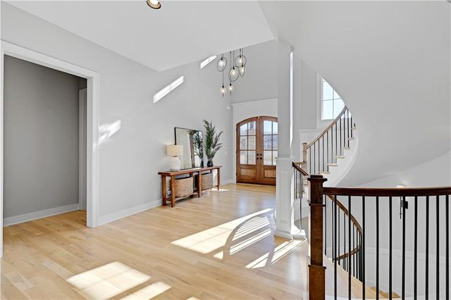 11200 W 169th Street, Overland Park, KS 66221