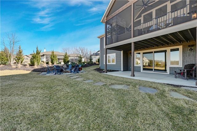 11200 W 169th Street, Overland Park, KS 66221