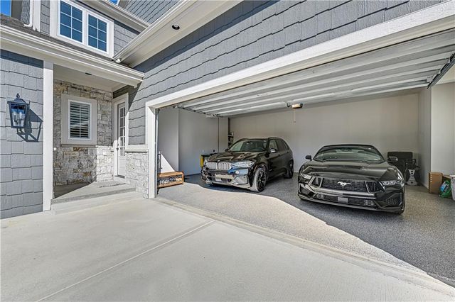 11200 W 169th Street, Overland Park, KS 66221