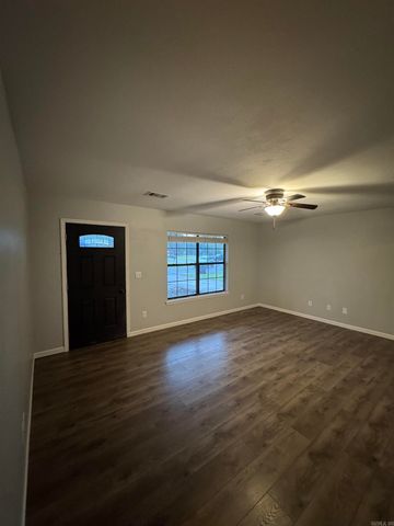 87 Lelia Lane, Searcy, AR 72143