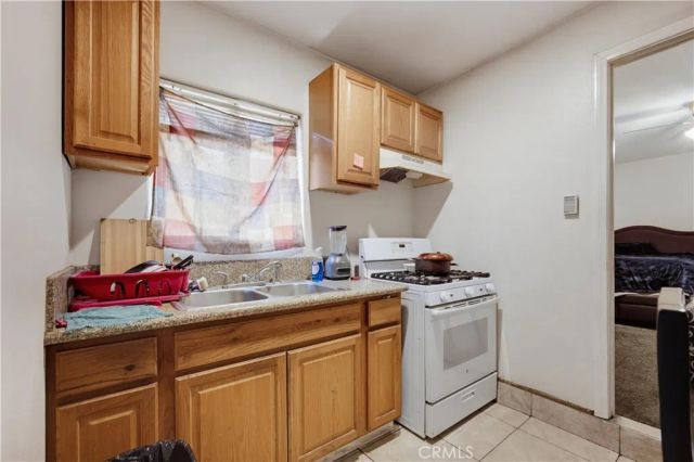 24226 Monterey Avenue, San Bernardino, CA 92410