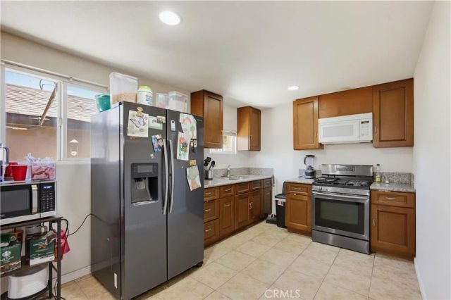 24226 Monterey Avenue, San Bernardino, CA 92410