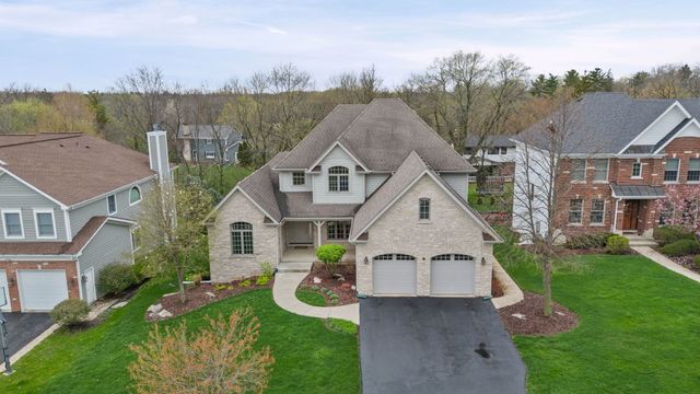 35 Beech Drive, Lake Zurich, IL 60047
