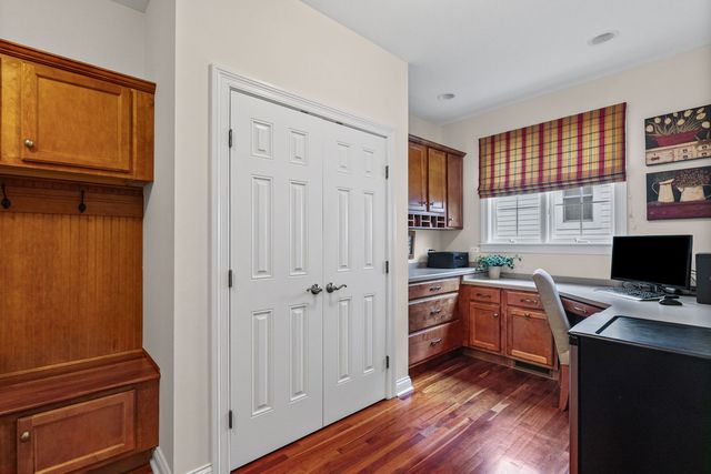 35 Beech Drive, Lake Zurich, IL 60047