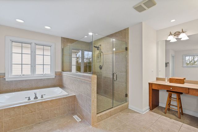 35 Beech Drive, Lake Zurich, IL 60047