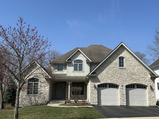 35 Beech Drive, Lake Zurich, IL 60047