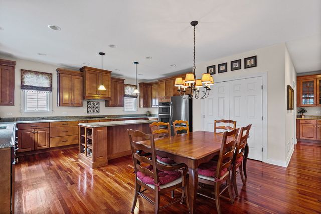 35 Beech Drive, Lake Zurich, IL 60047
