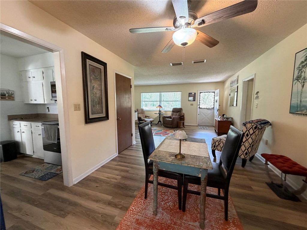 Image 13 of property listing at 4500 SW FRESHWATER COURT, Dunnellon, FL 34431