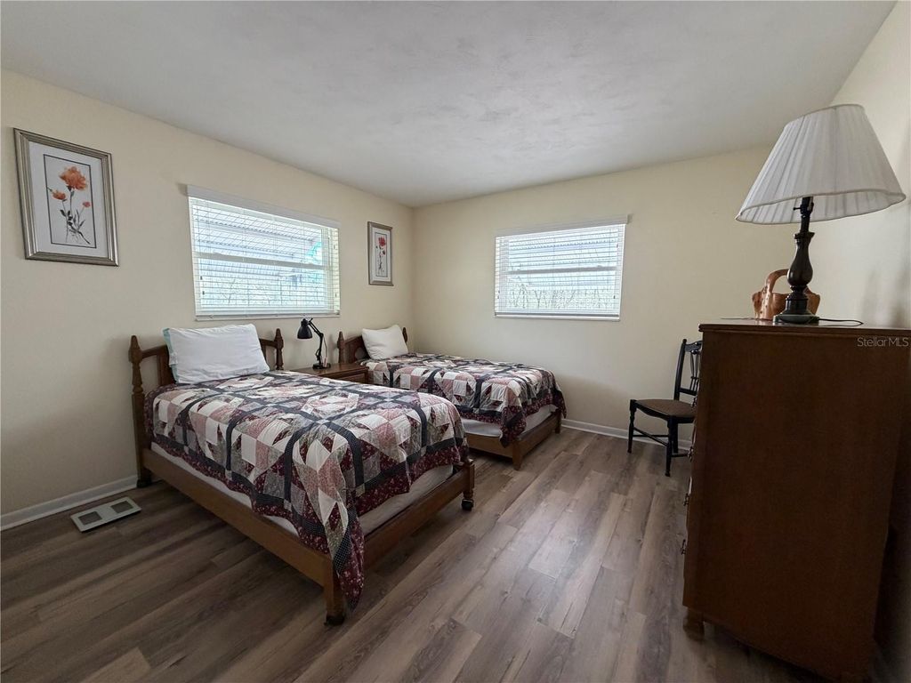 Image 23 of property listing at 4500 SW FRESHWATER COURT, Dunnellon, FL 34431