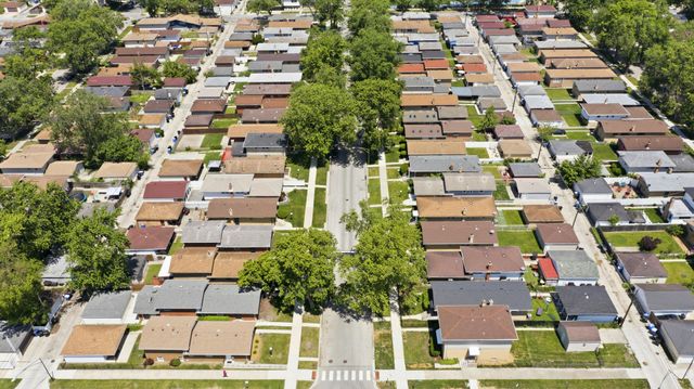 11659 S Ada Street, Chicago, IL 60643