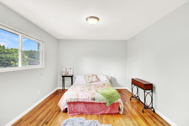 1530 Morene Way, Modesto, CA 95355