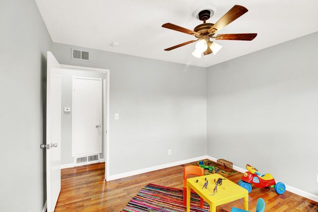 1530 Morene Way, Modesto, CA 95355