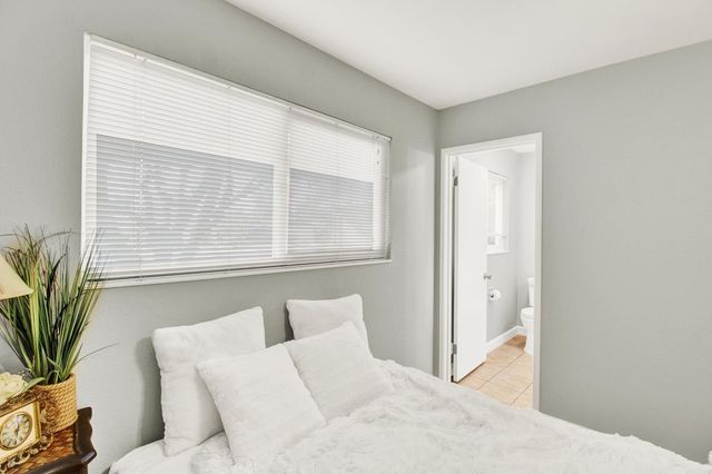 1530 Morene Way, Modesto, CA 95355