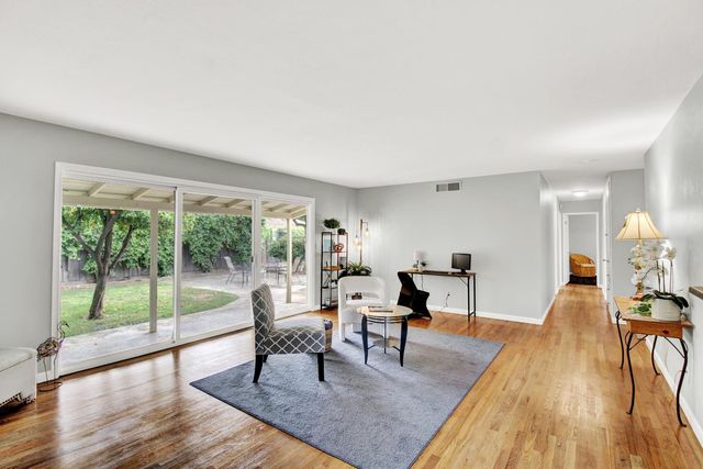 1530 Morene Way, Modesto, CA 95355