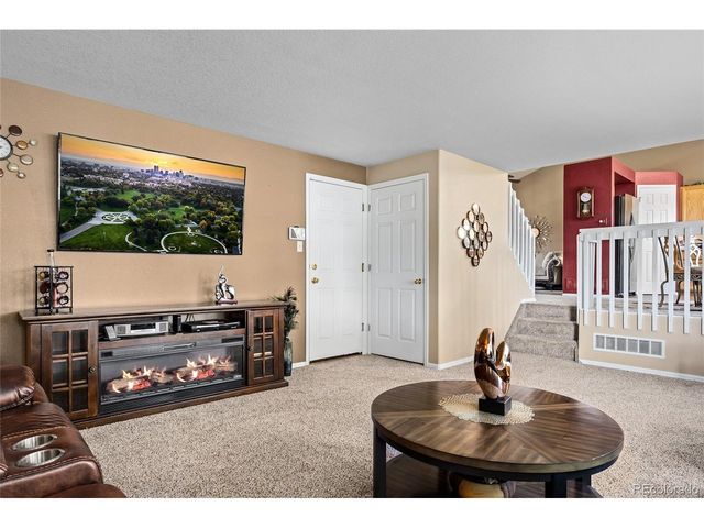 12960 Hudson St, Thornton, CO 80241