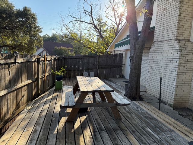 231 Larry Drive, Duncanville, TX 75137