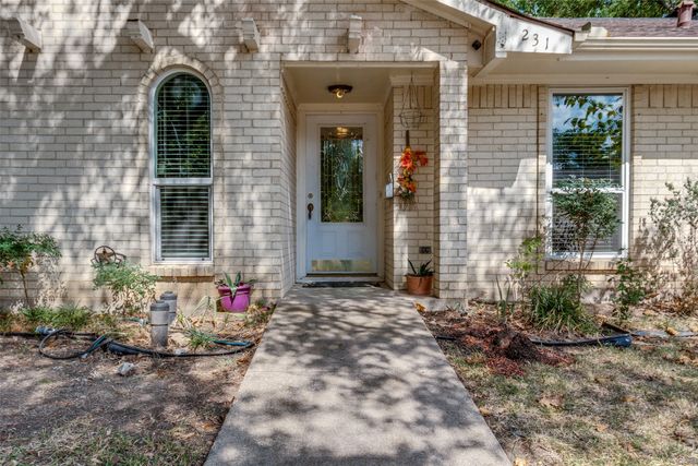 231 Larry Drive, Duncanville, TX 75137